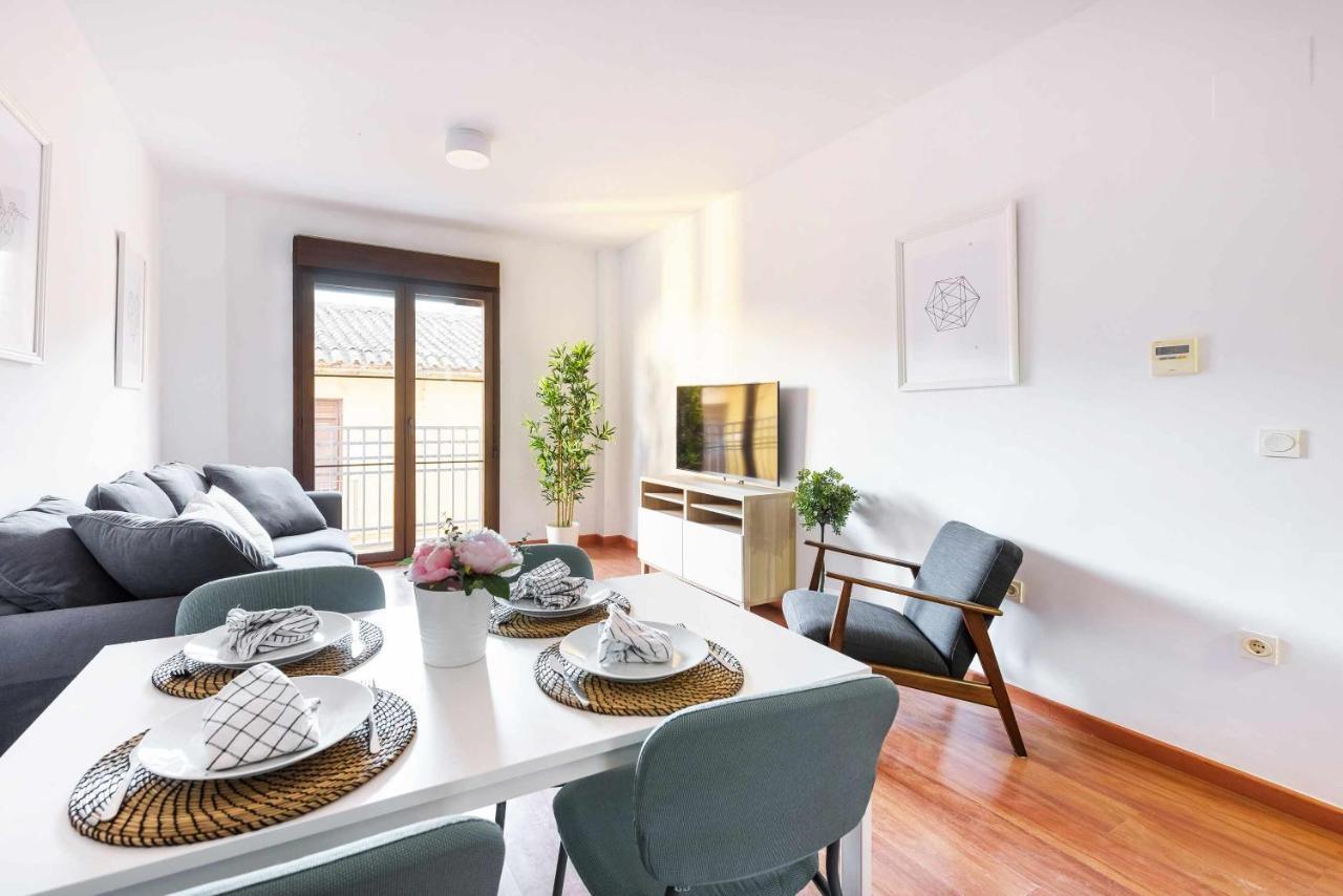 Pineapple Rosaleda 13 Apartment Малага Екстериор снимка